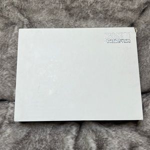 LAY-Zhang Yixing Seasons Greetings